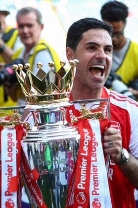 Premier League: Crystal Palace v Arsenal LONDON, UK - 24th May 2026: Arsenal manager Mikel Arteta celebrates with the Premier League trophy after the Premier League match between Crystal Palace FC and Arsenal FC at Selhurst Park London Selhurst Park England United Kingdom Copyright: xCraigxMercerx xPeakxActionxPhotosx