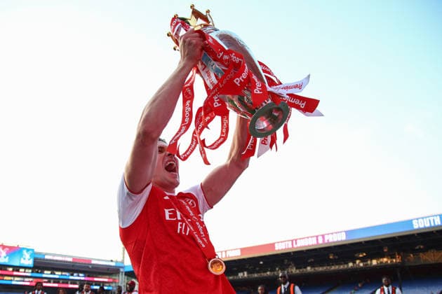 Premier League: Crystal Palace v Arsenal LONDON, UK - 24th May 2026: Viktor Gyokeres of Arsenal celebrates with the Premier League trophy after the Premier League match between Crystal Palace FC and Arsenal FC at Selhurst Park London Selhurst Park England United Kingdom Copyright: xCraigxMercerx xPeakxActionxPhotosx