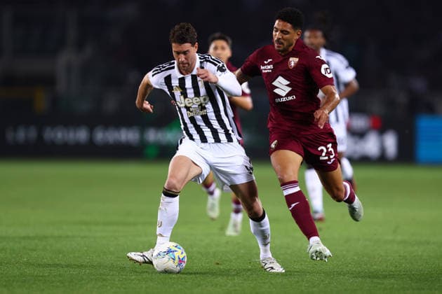 Dusan Vlahovic (Juventus Fc) controls the ball, Serie A, Torino FC v Juventus Fc , Olimpico, May 24, 2026, Turin, Italy.