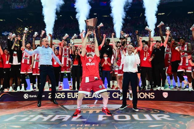 Olympiacos Piraeus v Real Madrid Euroleague Final Four Olympiacos Piraeus champions of Euroleague 2025 2026 during the Euroleague match, Final Four, Final game between Olympiacos Piraeus v Real Madrid played at ATHENS Telekom Center Athens Stadium on May 24nd 2026 in Athens Greece Athens Greece Basketball Copyright: xAgenciaxLOFx