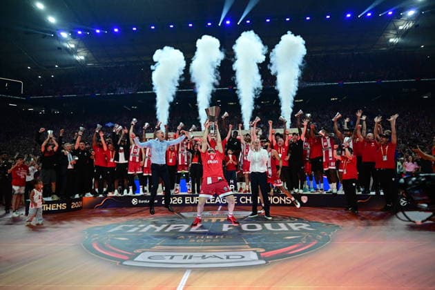 Olympiacos Piraeus v Real Madrid Euroleague Final Four Olympiacos Piraeus champions of Euroleague 2025 2026 during the Euroleague match, Final Four, Final game between Olympiacos Piraeus v Real Madrid played at ATHENS Telekom Center Athens Stadium on May 24nd 2026 in Athens Greece Athens Greece Basketball Copyright: xAgenciaxLOFx
