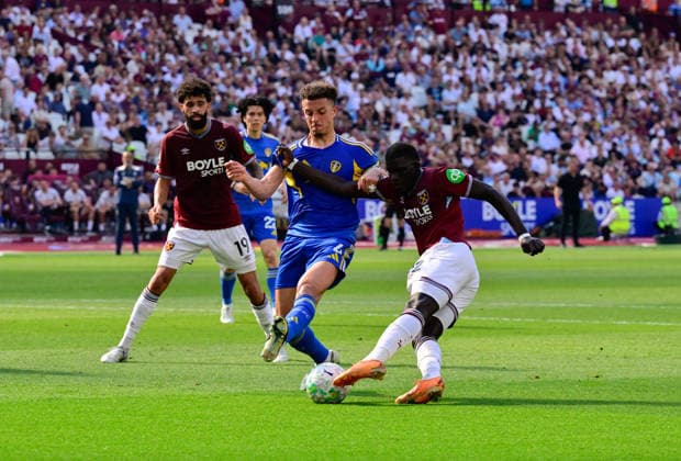 West Ham United v Leeds United, London, UK - 24 May 2026 El Hadji Malick Diouf of West Ham United and Ethan Ampadu of Leeds United challenge for the ball during the Premier League match between West Ham United and Leeds United at The London Stadium, London on 24 May 2026. ( London The London Stadium London England Copyright: xAlanxStanford PPAUKx PPA-277425