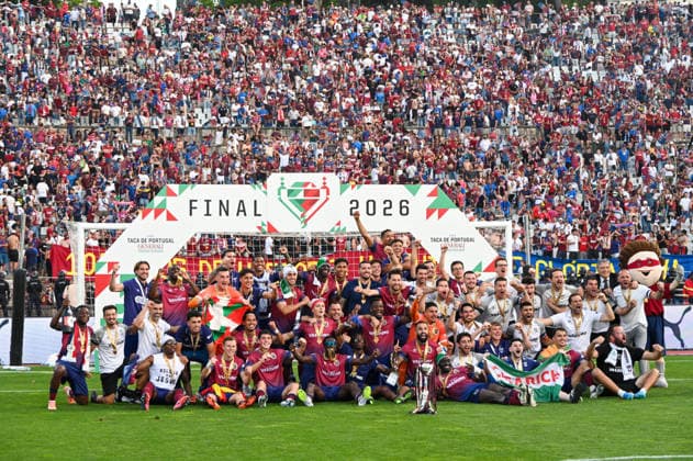 May 24, 2026, Lisbon, Lisbon, Portugal: Players from Torreense celebrates the winning after the TaoÂßa de Portugal final match at the Estadio Nacional (Jamor) in Oeiras, Portugal, on May 24, 2026. 2026 SPORTING CP V SC TORREENSE TACA DE PORTUGAL FINAL  - ZUMAr238 20260524_zip_r238_085 Copyright: xRicardoxRochax