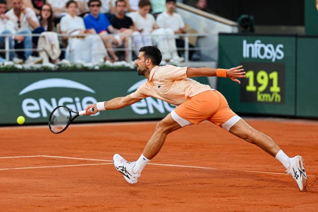 2026.05.24 Paryz Tenis French Open Roland Garros 2026 Giovanni Mpetshi Perricard - Novak Djokovic N z Novak Djokovic Foto Pawel Andrachiewicz PressFocus 2026.05.24 Paris Tennis - French Open Roland Garros 2026 Giovanni Mpetshi Perricard - Novak Djokovic Novak Djokovic Credit: Pawel Andrachiewicz PressFocus NEWSPIX.PL --- newspix.pl 