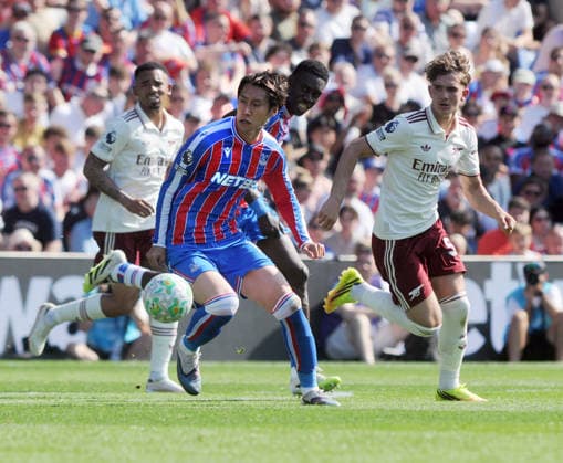 Football - 2025 2026 Premier League - Crystal Palace vs. Arsenal - Selhurst Park - Sunday 24th May 2026 Daichi Kamada of Crystal Palace and Max Dowman of Arsenal 