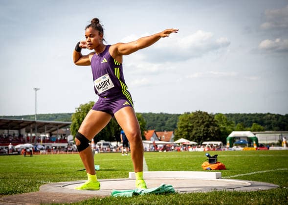 61. Internationales Pfingstsportfest; Rehlingen-Siersburg, 24.05.2026 Yemisi Mabry (GER MTG Mannheim) im Kugelstoßen der Frauen; 61. Internationales Pfingstsportfest am 24.05.2026 im Bungertstadion in Rehlingen-Siersburg (Saarland). Copyright: xBEAUTIFULxSPORTS R.xSchmittx