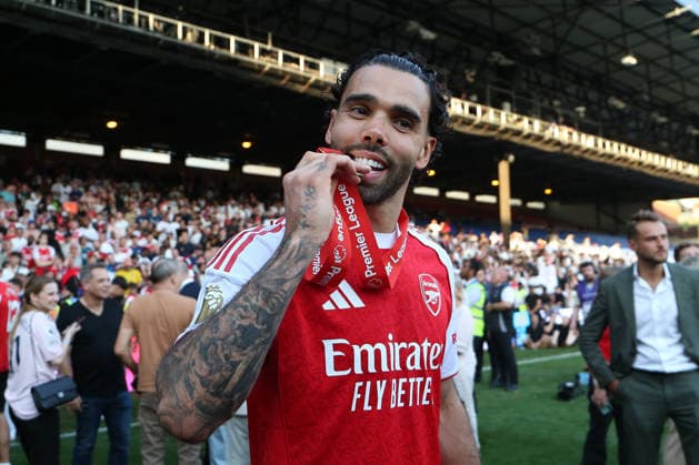 24th May 2026; Selhurst Park, Selhurst, London, England; Premier League Football, Crystal Palace versus Arsenal; goalkeeper David Raya of Arsenal with his Premier League winner medal KatiexChan
