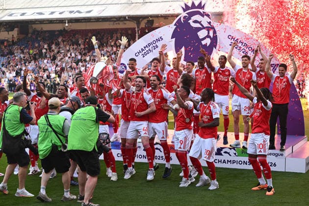 Crystal Palace v Arsenal Premier League Arsenal players lift the Premier League trophy during the Premier League match at Selhurst Park, London 24 05 2026 UK Newspapers OUT Copyright: xDanielxHamburyx FIL-23470-0298