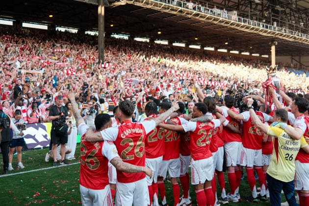 Crystal Palace v Arsenal 24 May 2026, London - Premier League Football - Crystal Palace v Arsenal - The Arsenal players sing with the fans - Photo: Jacques Feeney Offside. London UK Copyright: xJacquesxFeeneyx xOffsidexOffside