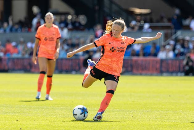 SAN JOSE, CA - MAY 24: Hannah Bebar 41 of Bay FC kicks the ball during a match against Chicago Stars FC on May 24, 2026 at PayPal Park in San Jose, CA. (Photo by Matthew Huang Icon Sportswire) SOCCER: MAY 24 NWSL Bay FC vs Chicago Stars EDITORIAL USE ONLY Icon260524089