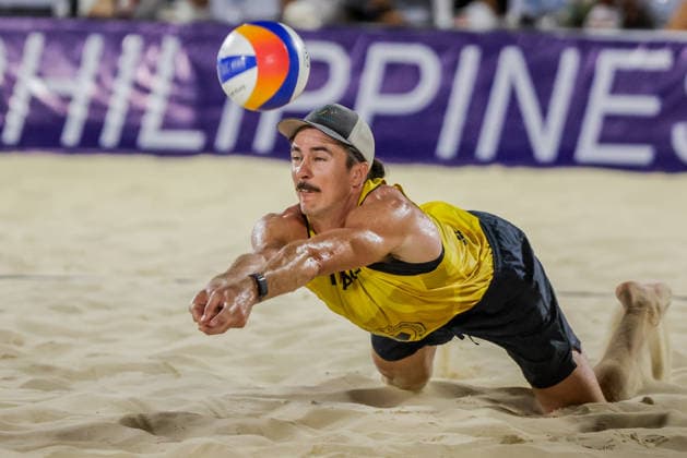 (260525) -- LAGUNA PROVINCE, May 25, 2026 -- Thomas Hodges of Australia competes during the men s final match between Thomas Hodges Ben Hood of Australia and Adrian Heidrich Yves Haussener of Switzerland at the Volleyball World Beach Pro Tour Challenge in Laguna Province, the Philippines, May 24, 2026. ) (SP)PHILIPPINES-LAGUNA PROVINCE-VOLLEYBALL WORLD BEACH PRO TOUR CHALLENGE ROUELLExUMALI 