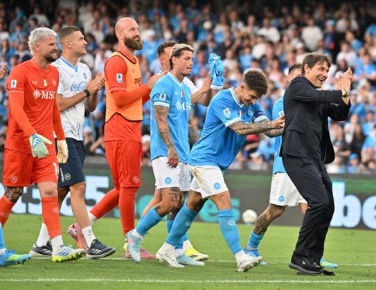 (260525) -- NAPLES, May 25, 2026 -- Napoli s head coach Antonio Conte (R) reacts at the end of a Serie A soccer match between Napoli and Udinese in Naples, Italy, May 24, 2026. (Photo by Xinhua) (SP)ITALY-NAPLES-SOCCER-SERIE A-NAPOLI VS UDINESE DiegoxPetrussi 