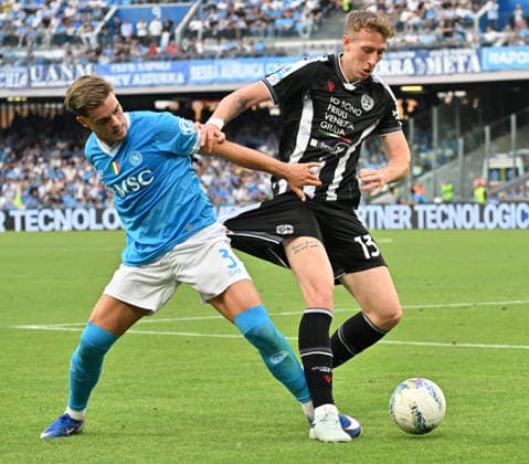 (260525) -- NAPLES, May 25, 2026 -- Napoli s Miguel Gutierrez (L) vies with Udinese s Nicolo Bertola during a Serie A soccer match between Napoli and Udinese in Naples, Italy, May 24, 2026. (Photo by Xinhua) (SP)ITALY-NAPLES-SOCCER-SERIE A-NAPOLI VS UDINESE DiegoxPetrussi 