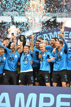 River Plate v Belgrano - Final: Torneo Apertura 2026 Players of Belgrano celebrate with the trophy after the match between River Plate and Belgrano at Estadio Mario Alberto Kempes, Argentina, on May 24. Cordoba Buenos Aires Argentina  Copyright: xFedericoxPerettix originalFilename:peretti-riverpla260524_npF3W.jpg