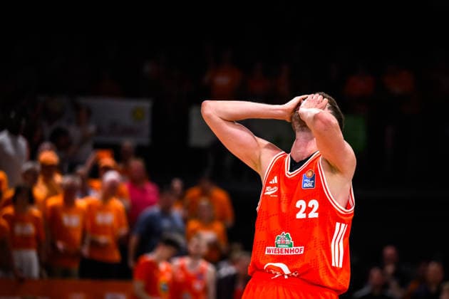 24.05.2026, Rasta Dome, Vechta Basketball, easyCredit Bundesliga, Playoffs Viertelfinale, Rasta Vechta vs. ALBA Berlin Tibor Pleiß Pleiss ( 22 Vechta) enttäuscht enttaeuscht traurig
