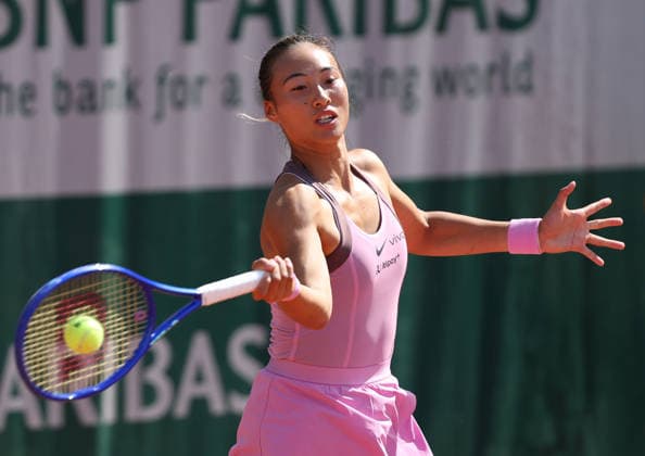 May 25, 2026, Paris, Ile De France, France: QINWEN ZHENG of China during the match against M. Chwalinska of Poland in the first round of tennis tournament Roland Garros, Paris, France. Tennis, Roland Garros 2026 - Qinwen Zheng  - ZUMAc278 20260525_zsp_c278_004 Copyright: xMarcinxCholewinskix
