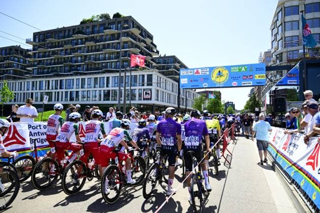 The start of the Antwerp Port Epic men s elite one day cycling race, 196,4 km in and around Antwerp, Monday 25 May 2026. TOM GOYVAERTS TomxGoyvaerts  x174989822x