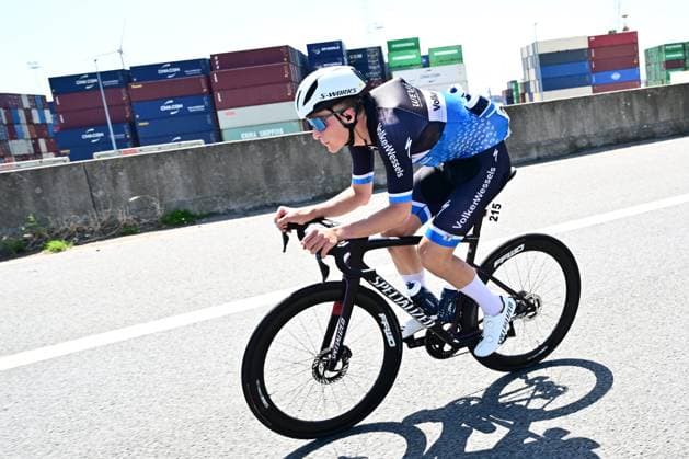 Antwerp Port Epic 2026 Cycling Race ANTWERPEN, BELGIUM - MAY 25 : De Dobbelaere Born (BEL) of VolkerWessels Cycling Team in action during the 9th edition of Antwerp Port Epic an UCI Class 1.1 one day cycling road race for Men Elite of km with start in Antwerpen and finish in Antwerpen on May 25, 2026 in Antwerpen, Belgium, 25 05 2026 ( Motordriver Pieter Vanherzele - Antwerpen Belgium  Copyright: xPeterxDexVoechtx