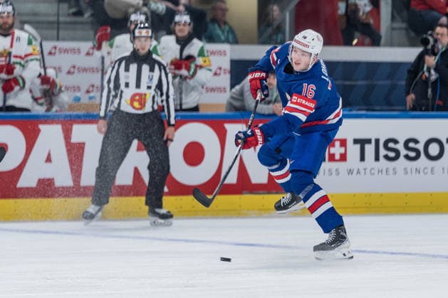 25 05 2026, Zurich, Swiss Life Arena, Ice hockey, Eishockey World Championships: USA - Hungary, 16 Mason Lohrei (United States) Zurich Swiss Life Arena Zurich Switzerland Copyright: xJustPictures.ch StefanxEmchx jp-de-StEm-DSC0029720260525