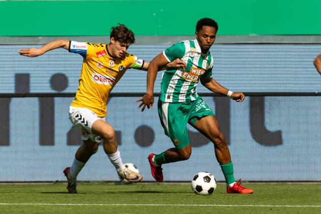 SOCCER - BL, Rapid vs Ried VIENNA,AUSTRIA,25.MAY.26 - SOCCER - ADMIRAL Bundesliga, Europacup play off, SK Rapid Wien vs SV Ried. Image shows Fabian Rossdorfer (Ried) and Petter Nosa Dahl (Rapid).  GEPAxpictures xPhilippxBrem