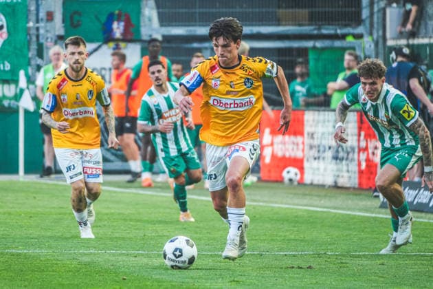 Fussball Österreich, Admiral Bundesliga Europacup-Playoff Finale ECL 2025 2026, SK Rapid Wien vs. SV Oberbank Ried - Allianz Stadion (Weststadion, Wien Hütteldorf): Nicolas Bajlicz (SV Oberbank Ried) Copyright: xLukasxBierederx