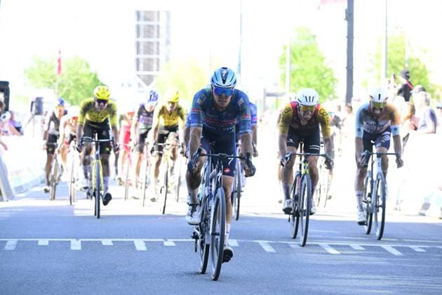 Belgian Tim Merlier of Soudal Quick-Step pictured crossing the finish line of the Antwerp Port Epic men s elite one day cycling race, 196,4 km in and around Antwerp, Monday 25 May 2026. TOM GOYVAERTS TomxGoyvaerts  x175025794x