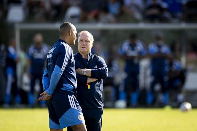 NOORDWIJK - Coach Dick Advocaat during a training session of the Curacao national team, Nationalteam on the SJC Noordwijk pitch. The team is preparing for the World Cup with a training camp, led by coach Dick Advocaat. KOEN VAN WEEL ANP xVIxANPxSportx xxANPxIVx 559328143 originalFilename: 559328143.jpg