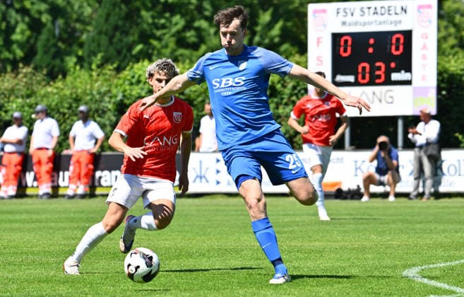25.05.2026 - Fussball - Saison 2025 2026 - Relegation Oberliga Bayern Bayernliga Landesliga : FSV Stadeln - FC Eintracht Münchberg - - xwoxzix - Taylan Avci (16, FSV Stadeln ) Michael Söllner (25, FC Eintracht Münchberg )