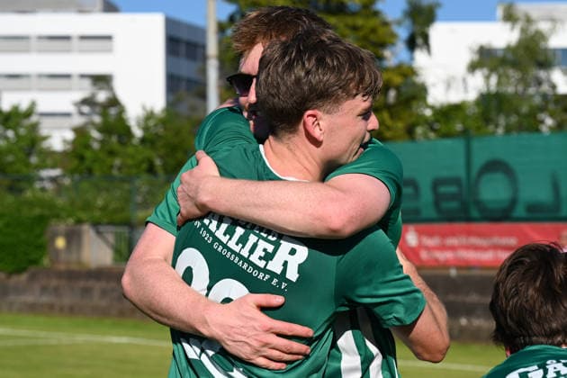 25.05.2025 - Fussball - Saison 2024 2025 - Relegation Oberliga Bayern Bayernliga Landesliga : ATSV Erlangen - TSV Großbardorf - LuPf - xluxpfx - Jubel Freude nach Spielende