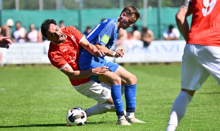 25.05.2026 - Fussball - Saison 2025 2026 - Relegation Oberliga Bayern Bayernliga Landesliga : FSV Stadeln - FC Eintracht Münchberg - - xwoxzix - Marco Weber (22, FSV Stadeln ) David Wich (11, FC Eintracht Münchberg )
