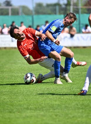 25.05.2026 - Fussball - Saison 2025 2026 - Relegation Oberliga Bayern Bayernliga Landesliga : FSV Stadeln - FC Eintracht Münchberg - - xwoxzix - Marco Weber (22, FSV Stadeln ) David Wich (11, FC Eintracht Münchberg )