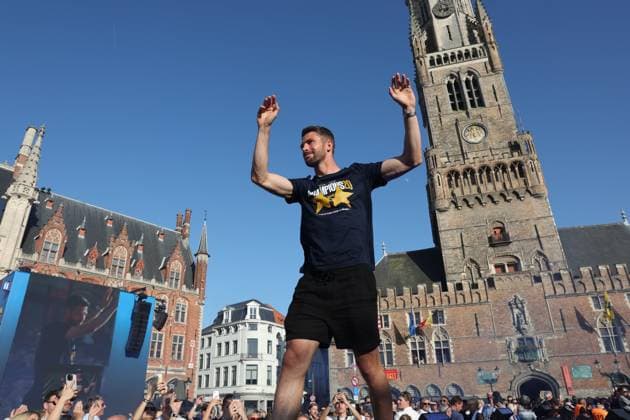 Club Brugge celebrating the Jupiler Pro League title 2026 with city parade BRUGGE, BELGIUM - MAY 25 : Mechele Brandon defender of Club Brugge celebrating the winning of the Jupiler Pro League title 2025 - 2026 during a city parade towards the city centre and celebration ceremony at the Markt of Bruges. Club Brugge won the Belgian national soccer championship for the 20th time in the history of the club on May 25, 2026 in Brugge, Belgium, 25-05-26 Brugge Belgium  Copyright: xGbax