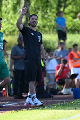 25.05.2025 - Fussball - Saison 2024 2025 - Relegation Oberliga Bayern Bayernliga Landesliga : ATSV Erlangen - TSV Großbardorf - LuPf - xluxpfx - Robin Keiner (Trainer TSV Großbardorf )