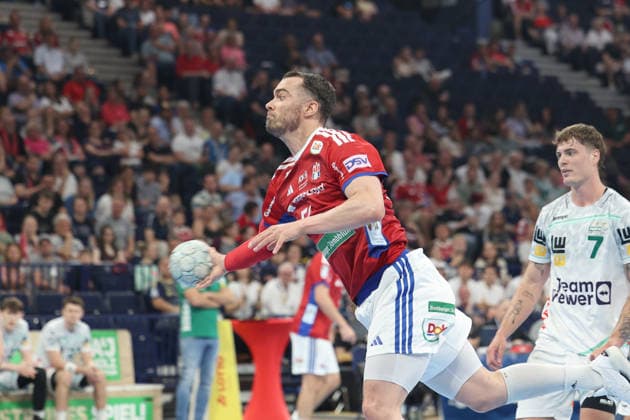 Handball Daikin Handball Bundesliga 2025 2026 - Handball Verein Hamburg vs. FA Göppingen Casper U. Mortensen(Hamburg), Barclays Arena Hamburg