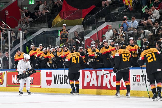 ZURICH, SWITZERLAND - MAY 25: Alexander Karachun of Germany celebrates his goal during the 2026 IIHF Ice hockey, Eishockey World Championship, WM, Weltmeisterschaft Switzerland game between Germany and Great Britain at Swiss Life Arena on May 25, 2026 in Zurich, Zurich. Zurich Swiss Life Arena Zurich Switzerland Copyright: xJustPictures.ch AndreaxBrancax jp-en-EuSpIm-JP7_ANB_Sui_Hung_25052026_5809