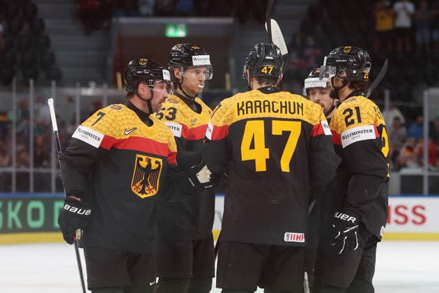 25.05.2026 Swiss Life Arena Zuerich , SCHWEIZ, Herren Eishockey IIHF World Championship, WM, Weltmeisterschaft Zurich 2026 Gruppe A GER - GBR Torjubel vl. Maximilian Kastner, Moritz Seider, Alexander Karachun und Nicolas Krammer (GER) nach dem Treffer zum 3:0