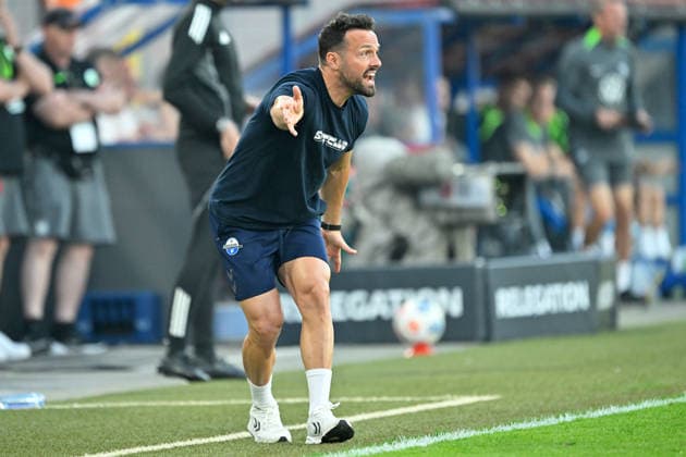 Paderborn, Home Deluxe Arena, 25.05.26, GER, Herren, Relegation, Saison 2025-2026, SC Paderborn 07 - VfL Wolfsburg Bild: Trainer Ralf KETTEMANN (Paderborn) DFL regulations prohibit any use of photographs as image sequences and or quasi-video. NRW Deutschland