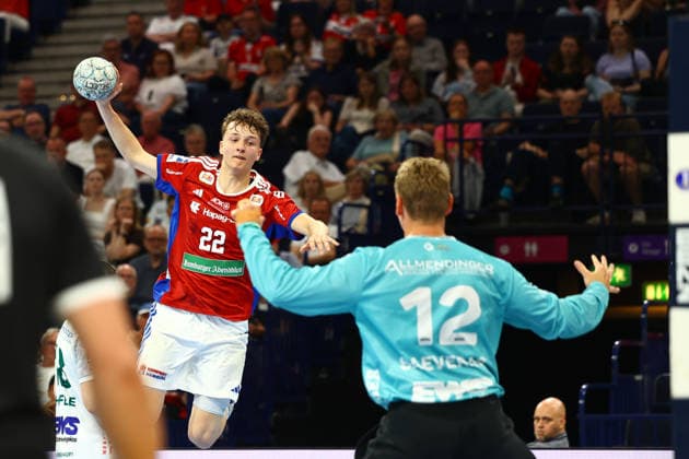 Handball I Herren I Saison 2025 2026 I Bundesliga I 32. Spieltag I HSV Hamburg - FRISCH AUF! Göppingen I 25.05.2026 Xavier Apelt (22, HSV Hamburg ) Kristian Saeveras (12, Frisch Auf Göppingen) Hamburg Barclaycard Arena Hamburg Deutschland Copyright: xLobeca RalfxHomburgx