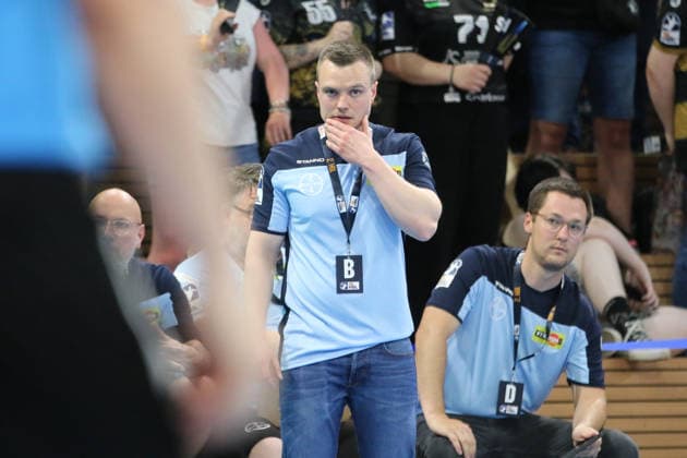 25.05.2026 Handball Herren 2025 2026 2. Handball-Bundesliga 32. Spieltag HC Elbflorenz 2006 - TSV Bayer Dormagen BallsportArena Dresden Julian Bauer (Dormagen, Trainer). Dresden Sachsen Deutschland
