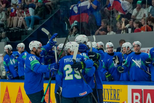 FRIBOURG, SWITZERLAND - MAY 25: Slovenia celebrates his goal during the 2026 IIHF Ice hockey, Eishockey World Championship, WM, Weltmeisterschaft Switzerland game between Slovenia and Italy at BCF Arena on May 25, 2026 in Fribourg, Fribourg. Fribourg BCF Arena Fribourg Switzerland Copyright: xJustPictures.ch JarixPestelaccix jp-en-EuSpIm-JP6_JAR_Slovenia_Italy_25May2026_00049