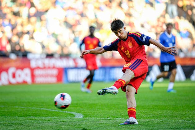 UEFA Under-17 European Championship, EM, Europameisterschaft Estonia 2026 Mikel Urrestarazu in action during the UEFA Under-17 European Championship Group-A match between Estonia U-17 vs Spain U-17 national teams, Tallinn Estonia 25.05.2026 Tallinn A Le Coq Arena Estonia Copyright: xMaurixLevandix