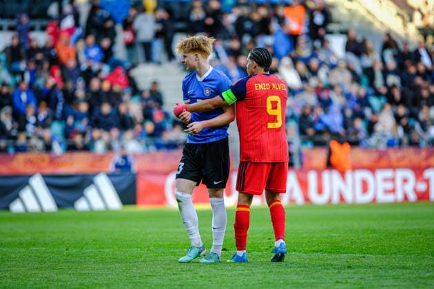 UEFA Under-17 European Championship, EM, Europameisterschaft Estonia 2026 Ronald Sammul and Enzo Alves in action during the UEFA Under-17 European Championship Group-A match between Estonia U-17 vs Spain U-17 national teams, Tallinn Estonia 25.05.2026 Tallinn A Le Coq Arena Estonia Copyright: xMaurixLevandix
