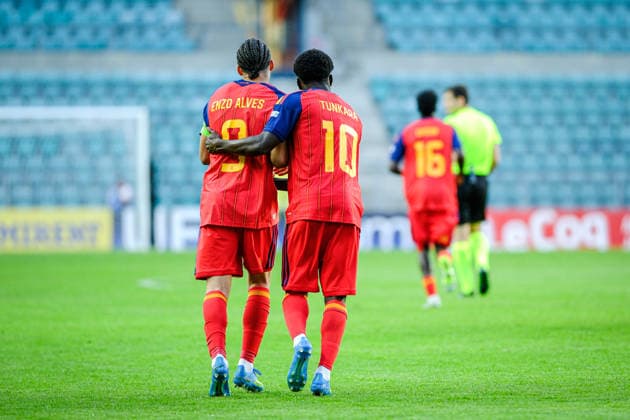 UEFA Under-17 European Championship, EM, Europameisterschaft Estonia 2026 Ebrima Tunkara and Enzo Alves after scoring the forth goal during the UEFA Under-17 European Championship Group-A match between Estonia U-17 vs Spain U-17 national teams, Tallinn Estonia 25.05.2026 Tallinn A Le Coq Arena Estonia Copyright: xMaurixLevandix