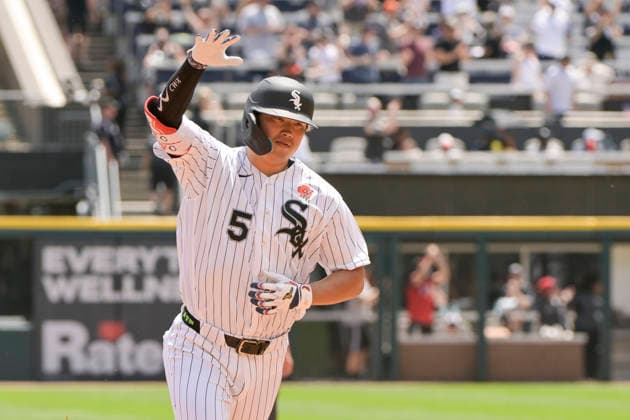 Chicago White Sox Munetaka Murakami (5) celebrates his solo home run against the Minnesota Twins during the first inning at Rate Field in Chicago, IL on Monday, May 25, 2026.  CHI20260525112 MARKxBLACK