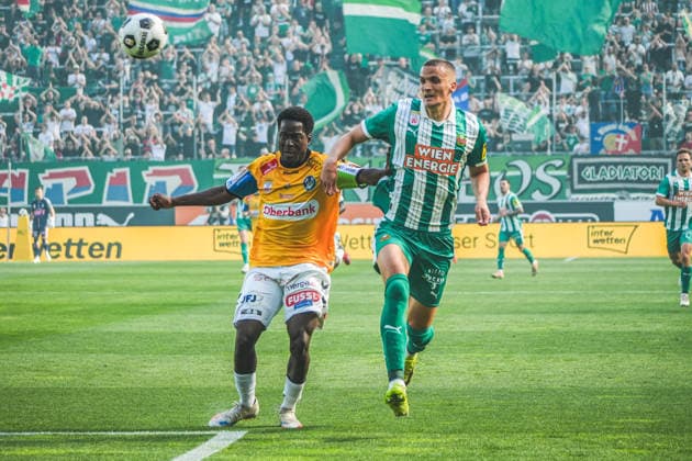 Fussball Österreich, Admiral Bundesliga Europacup-Playoff Finale ECL 2025 2026, SK Rapid Wien vs. SV Oberbank Ried - Allianz Stadion (Weststadion, Wien Hütteldorf): Joris Boguo (SV Oberbank Ried) Copyright: xLukasxBierederx