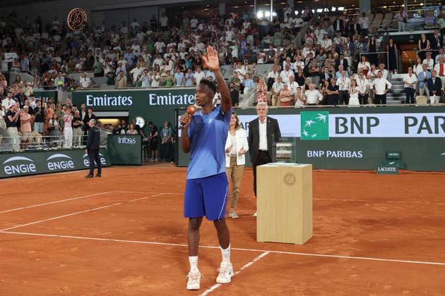 TENNIS : Roland Garros 2026 - 25 05 2026 Hugo Gaston (FRA) Vs Gael Monfils (FRA) - Amelie Mauresmo - Gilles Moretton ParisFrance  Copyright: xMichaelxBaucherx