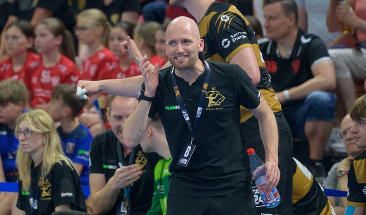 25.05.2026, Dresdens Trainer André Haber gestikuliert, Handball, 2. Bundesliga, HC ELbflorenz Dresden -TSV Bayer Dormagen, (c) Dresden