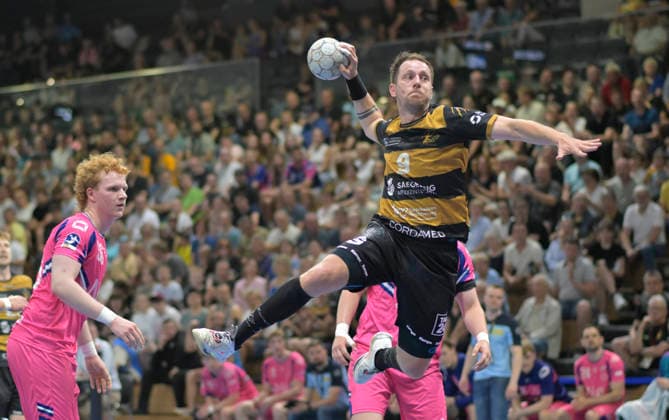 25.05.2026, Dresdens Julius Dierberg wirft, Handball, 2. Bundesliga, HC ELbflorenz Dresden -TSV Bayer Dormagen, (c) Dresden