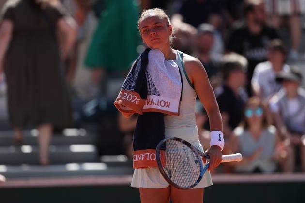 ROLAND GARROS 2026 Thierry Larret MAXPPP - PARIS (75) 26 05 2026 Thierry Larret Maxppp. Tennis. Roland Garros 2026. Internationaux de France de tennis. Stade Roland Garros, Paris (75). Le 26 Mai. Court N6 : Donna VEKIC (CRO) vs Alice TUBELLO (FRA). PARIS (75) STADE ROLAND GARROS PARIS ILE DE FRANCE FRANCE  Copyright: xMAXPPPxThierryxLarretx TLR202605261696 TLR202605261696