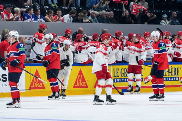 260526 Morten Poulsen of Denmark celebrates after 1-1 during the 2026 IIHF Ice hockey, Eishockey World Championship, WM, Weltmeisterschaft match between Norway and Denmark on May 26, 2026 in Fribourg. Photo: Jesper Zerman BILDBYRAN kod JZ JZ0731 ishockey ice hockey ishockey-vm 2026 vm 2026 iihf world championship norge norway danmark denmark bbeng jubel norge norway danmark denmark celebrates Copyright: JESPERxZERMAN BB260526JZ007